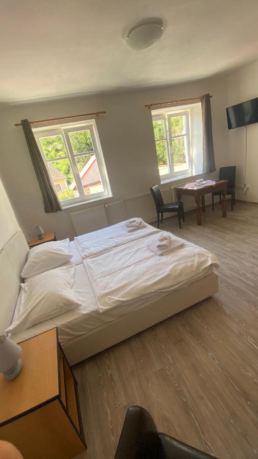 Rozmberk Inn Rožmberk nad Vltavou Extérieur photo