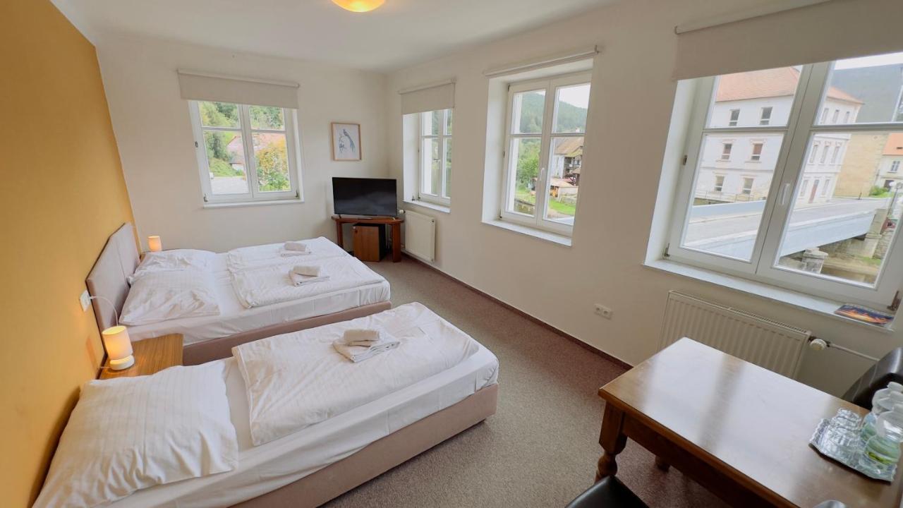 Rozmberk Inn Rožmberk nad Vltavou Extérieur photo